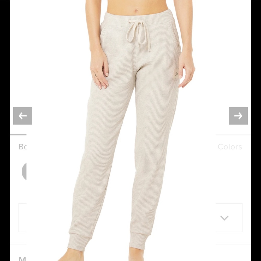 Alo Muse Sweatpant in Bone Heather